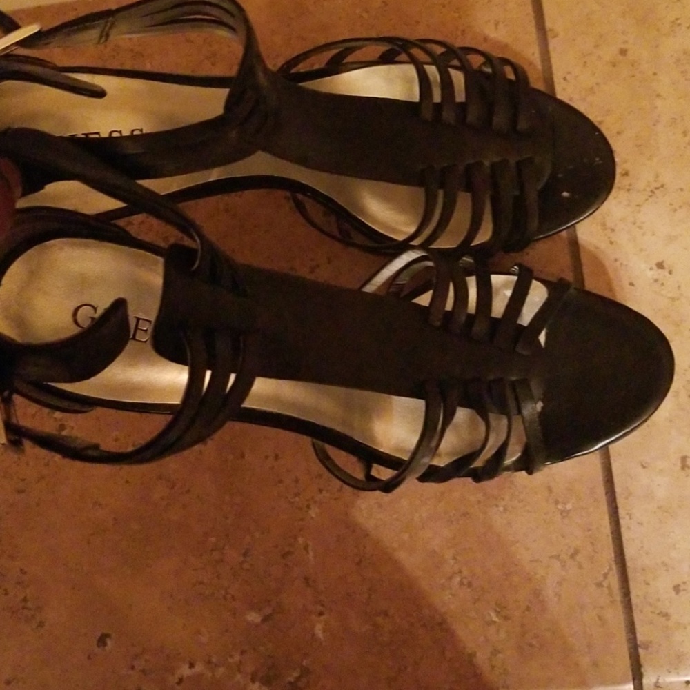Black Heels - Picture 2 of 4